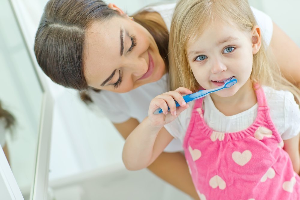Когда ребёнку нужно начинать чистить зубы