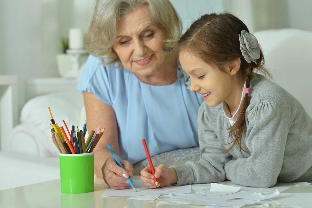 Дети и их воспитатели: какими бывают бабушки?